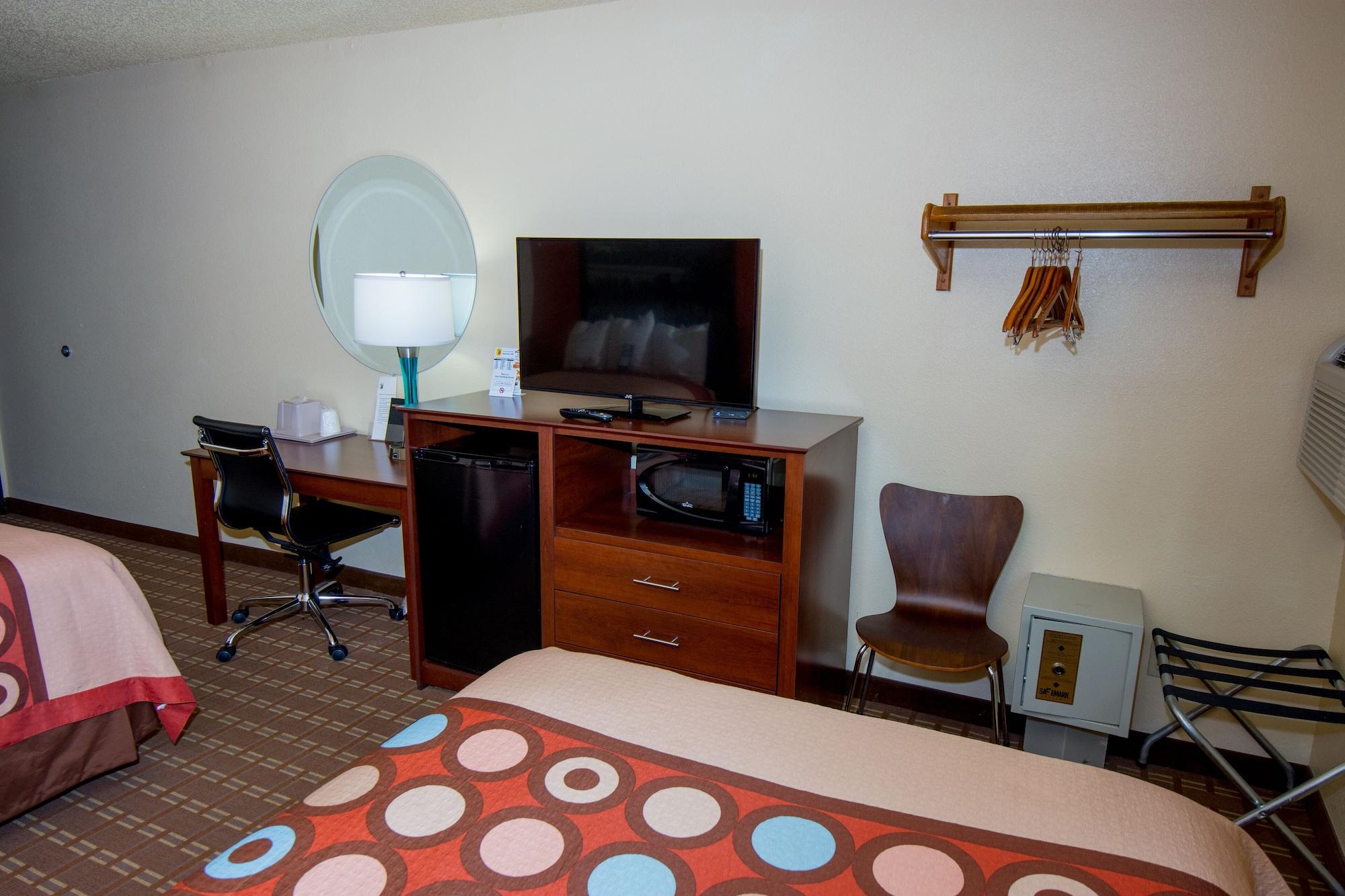 Super 8 By Wyndham Altoona Otel Dış mekan fotoğraf