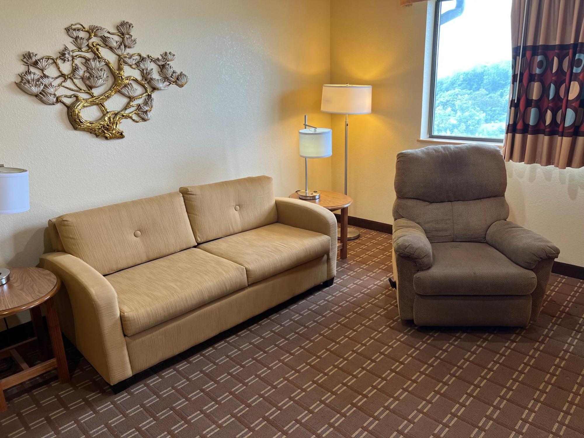 Super 8 By Wyndham Altoona Otel Dış mekan fotoğraf